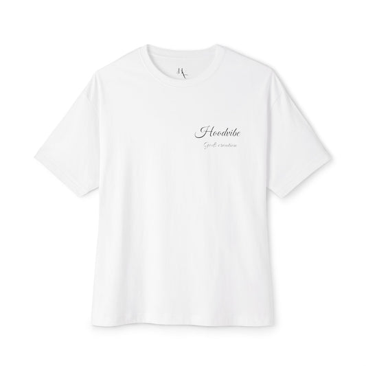 Chic Oversized Tee - Minimalist Style, Perfect Gift for Fashion Lovers, Relaxed Fit T-Shirt for All Occasions, Casual Wear, Street Style